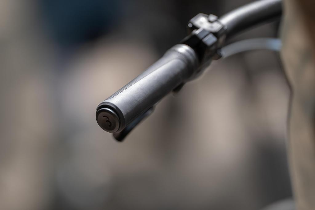BBB Bicycle Grips Steady Active High Durability Easy Grip 136mm Black (BeeBeeBee) BHG-115