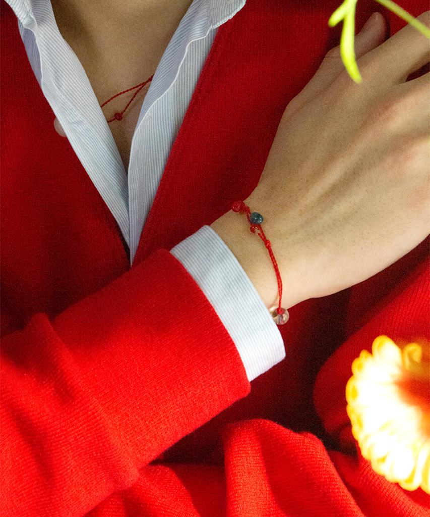 Idusum Lust Weve Love / Crystal, Apatite, Carnelian Red Bracelet