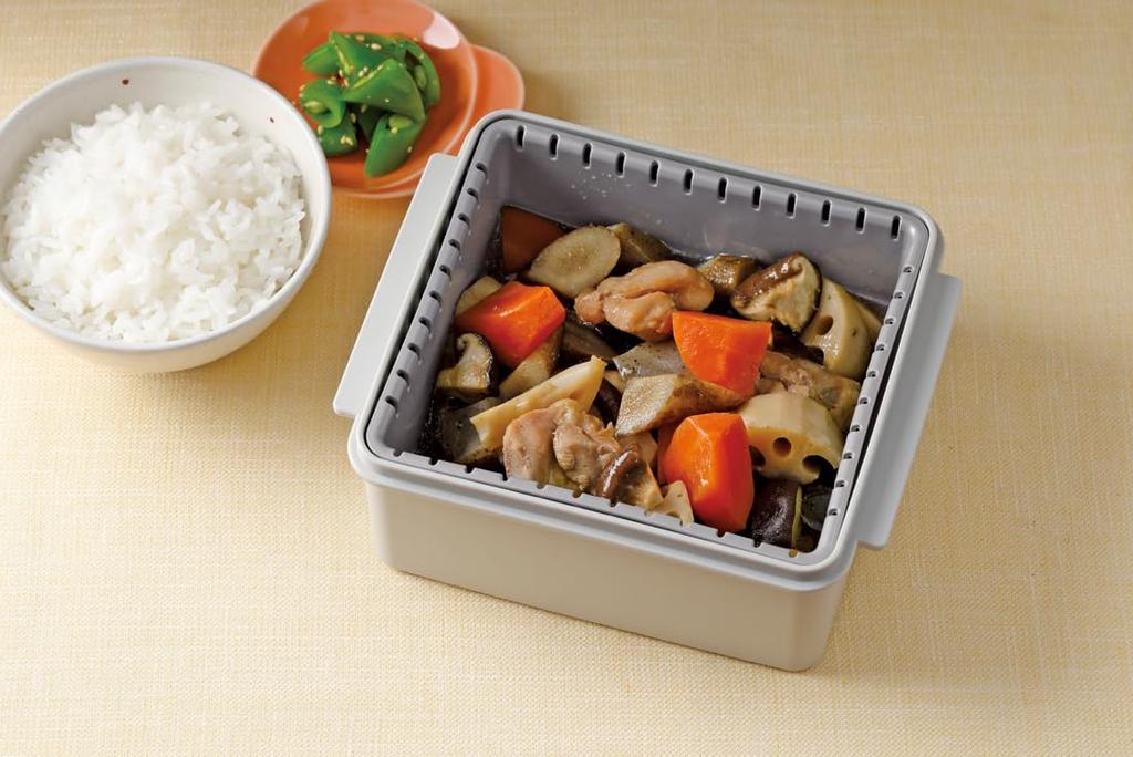 Skater Microwave Steam Cooking Storage Container M Gray UDY1ST-A