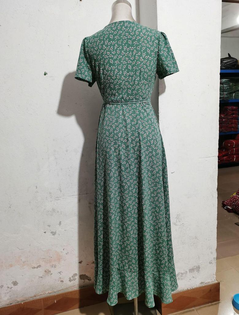 Bohemska sukienka kardiganowa z dekoltem w serek, wiązana, z krótkim rękawem