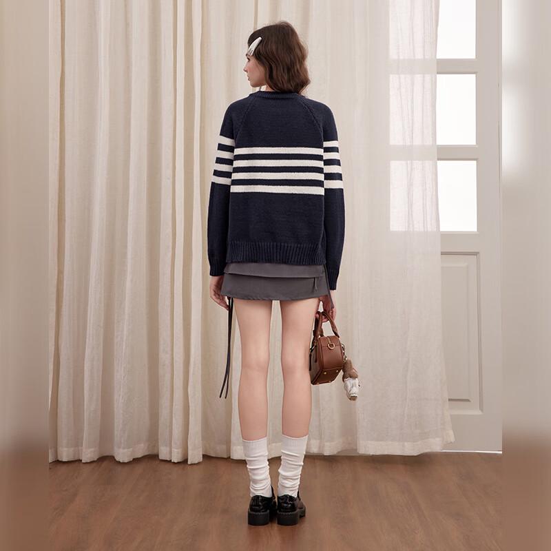 UNIFREE Academy Style Knitted Cardigan with Bow Brooch