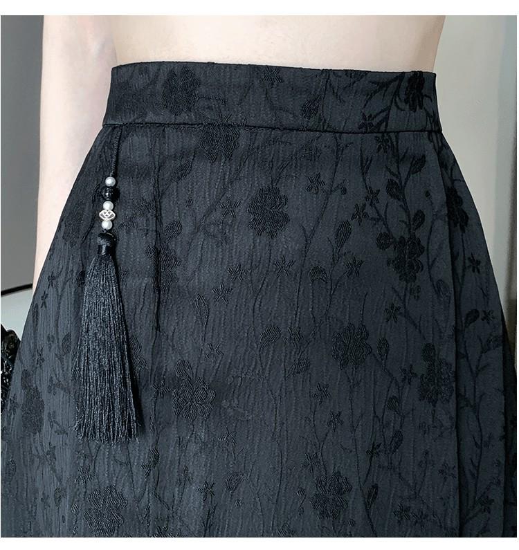 2024 Summer Women's Retro High-Waisted Jacquard Midi Skirt