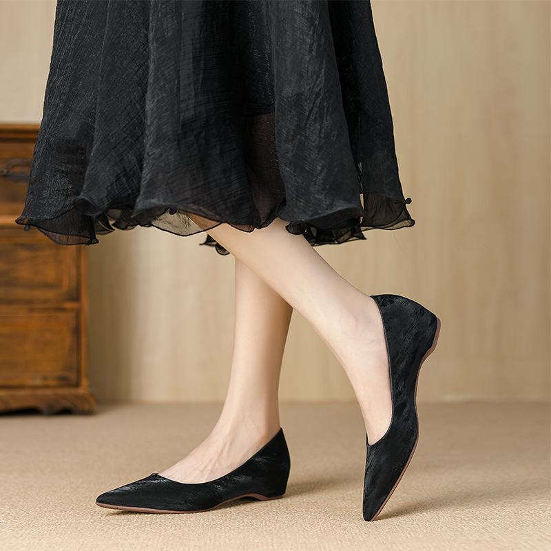 Y 2999-1 not tired feet pointed black women spring and autumn 2025 new workplace women shoes temperament single shoes women