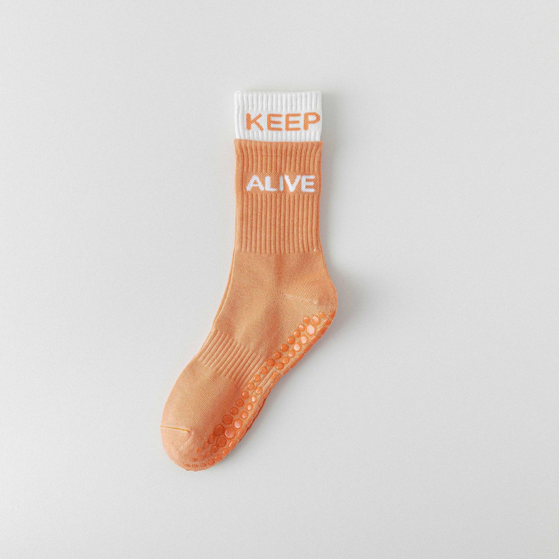 

Жіночі нековзкі шкарпетки для йоги - Середня довжина, дихаючі та з силіконовими накладками для фітнесу в приміщенні та аеробіки, ідеальні для осені та зими помаранчевий