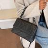 Women Rhombus Shoulder Bag Luxury Chains Design Messenger Handbag Flap Small Square Bag
