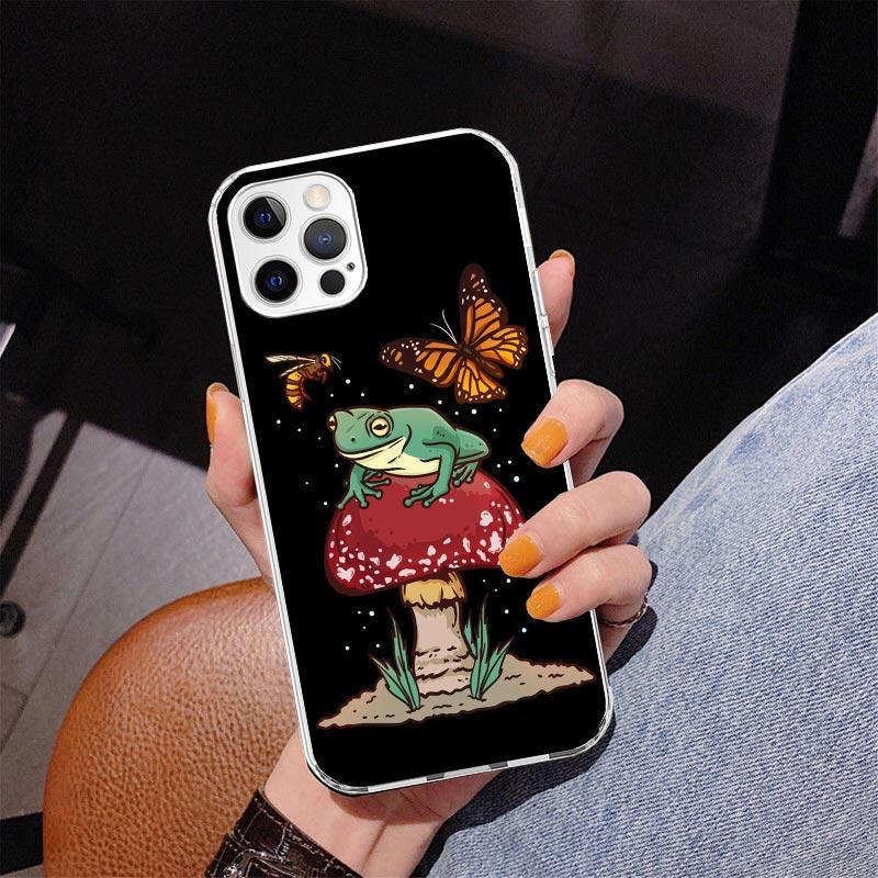 Cottagecore Frog Mushroom Kawaii Phone Case For iPhone 17 Air 16 Pro Max 16E 15 + 14 Plus 11 12 13 Mini 7 8 SE Gift Print Cover