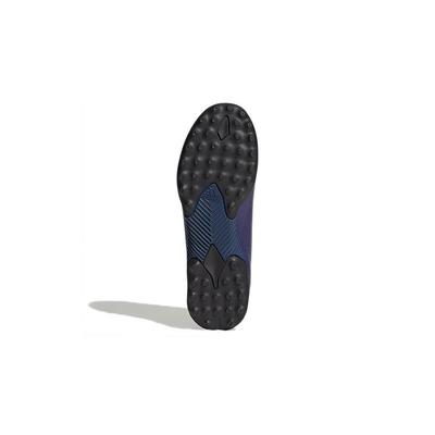 Speciale sportschoenen – Voetbalschoenen