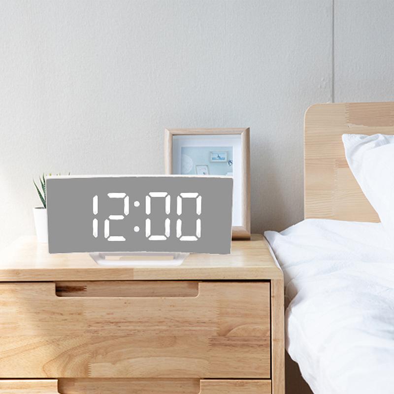 Screen Digital Clock Led Alarm Clock Bedroom Electronic Desktop Clock With Temperature Display Adjustable Brightness 12/24 Hours