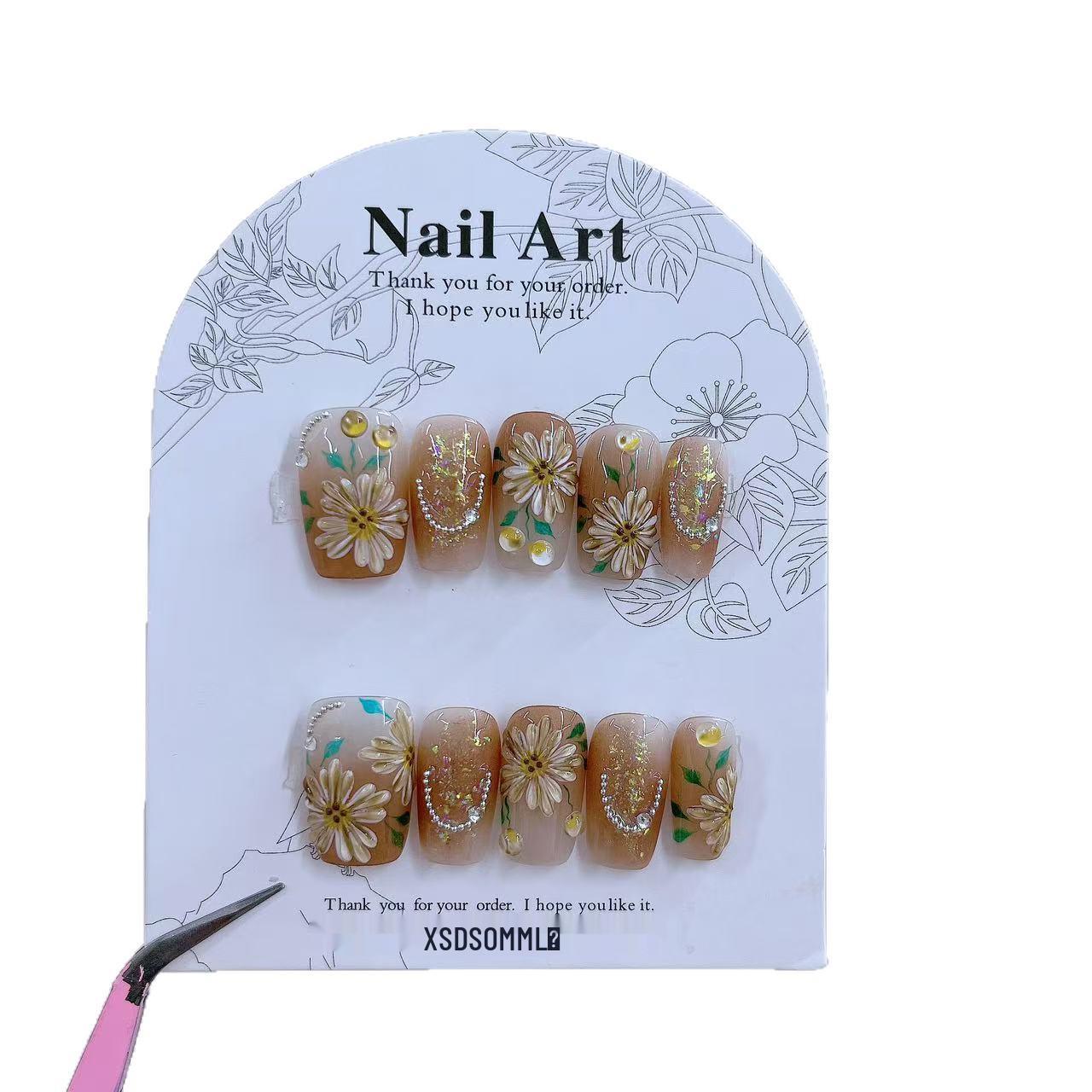 Желтый градиентный ромашковый дизайн со стразами - Носимая броня, средняя квадратная нейл-арт Extra Small