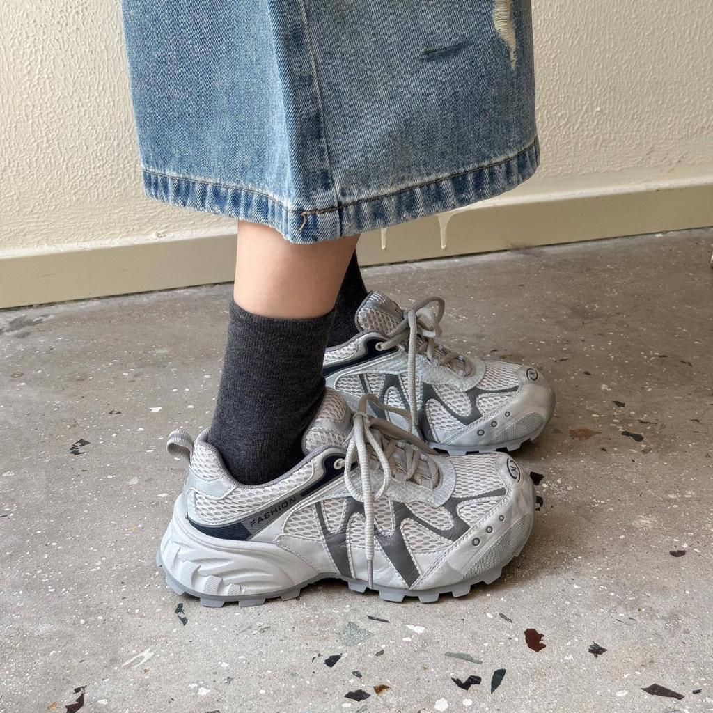 European products popular dad shoes girl 2025 autumn new niche non-collision versatile shoes sports and leisure