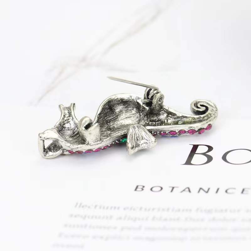 Marine Life Brooch Alloy Retro Seahorse Jewelry Accessory For Men And Women