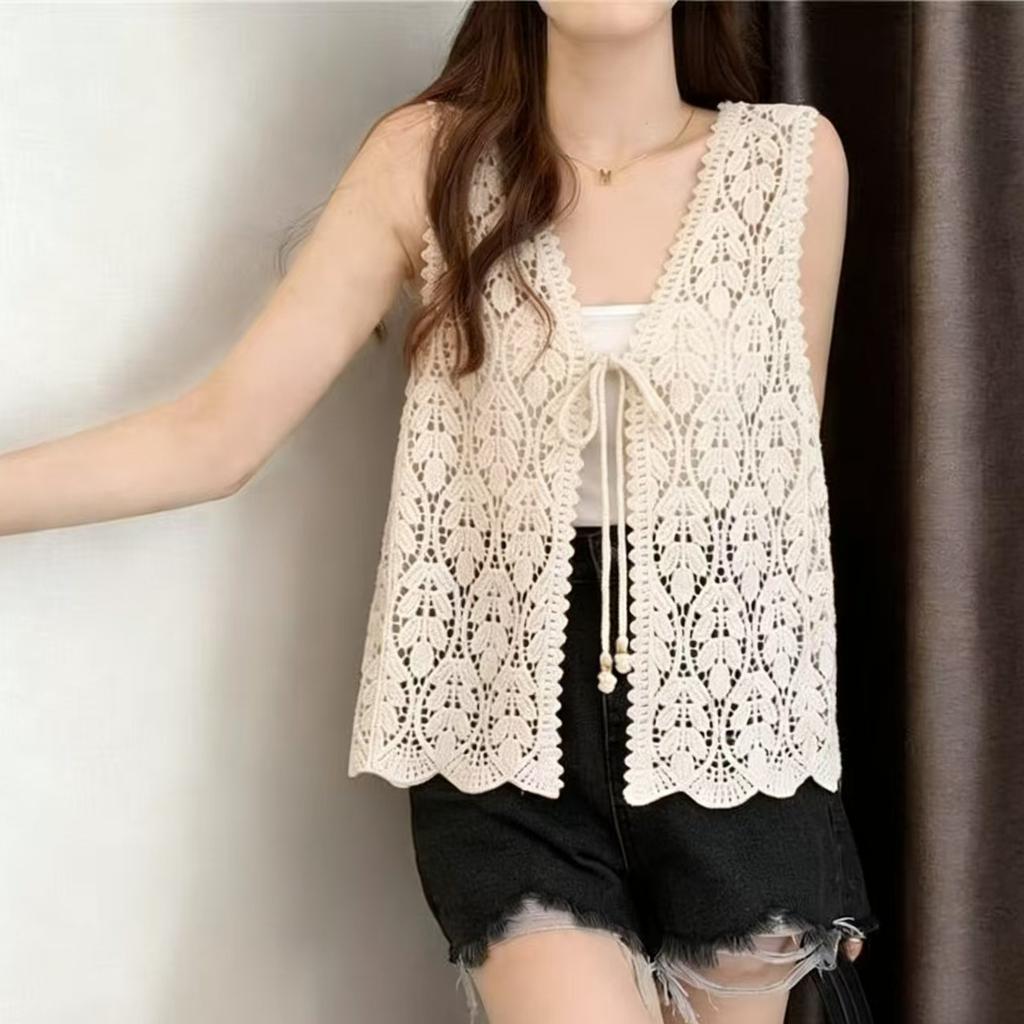 Spring and summer heavy industry embroidery hook flower hollow V-neck front shoulder vest design sense niche outer wear top vest