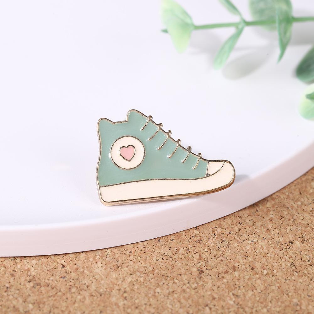 Explosive creative personality dripping love shoes brooch ins simple fashion clothes bag decoration badge jewelry