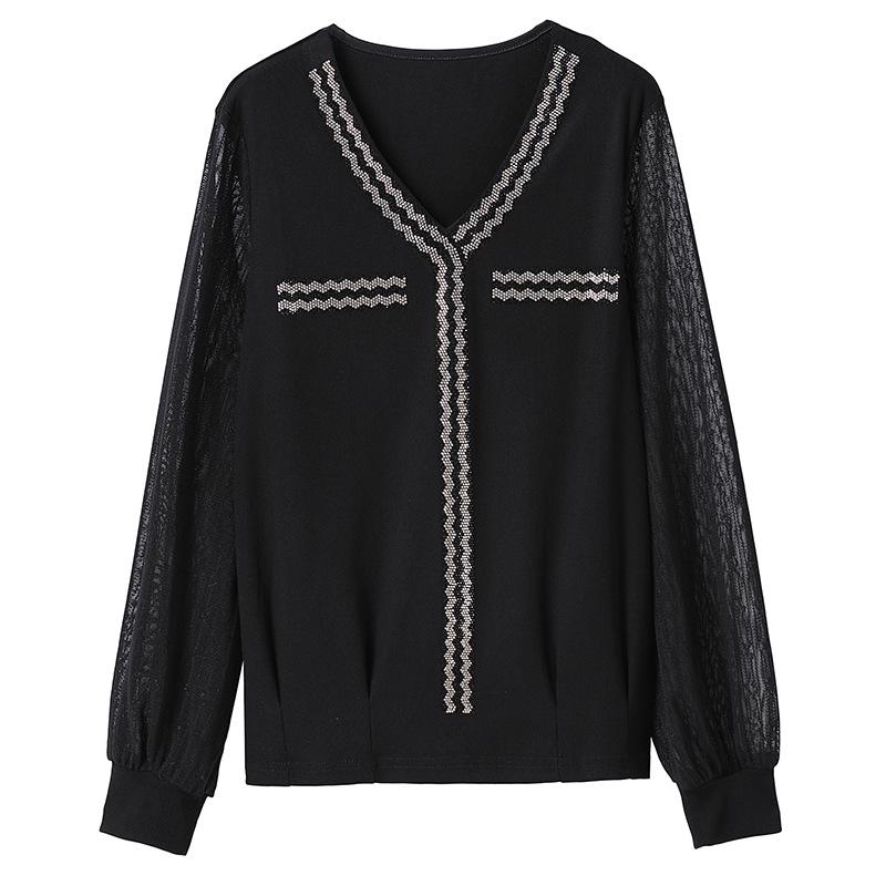 Women's Black Chiffon Spliced Knitted V-Neck Pullover: Loose-Fitting, Long-Sleeved Spring Commuter Top.