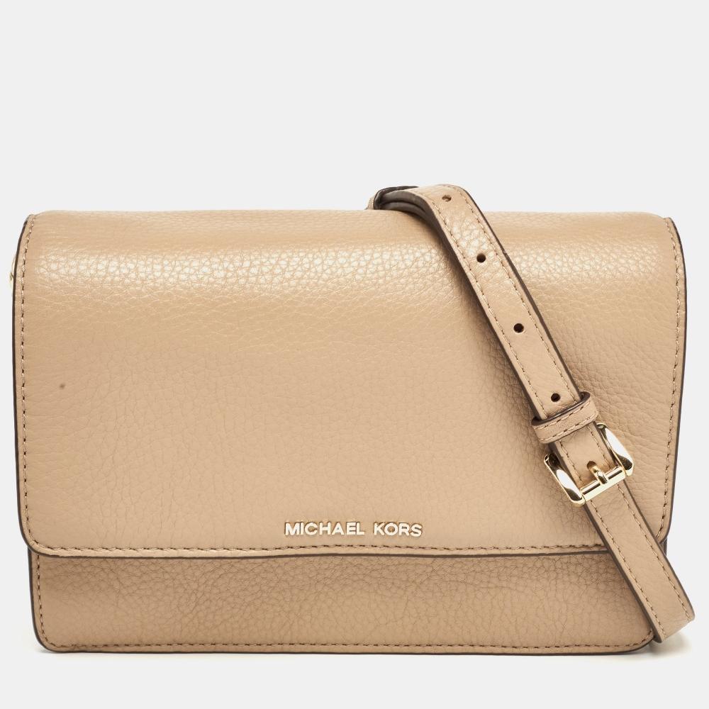 

Michael Kors Leather Daniela Crossbody Bag beige