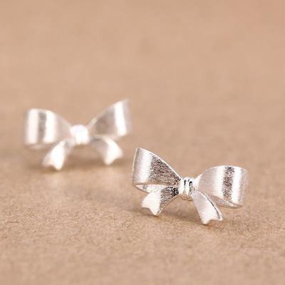 Fashion Small Bow Women Earrings Vintage Ear Stud Delicate