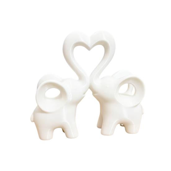 Elephant Love Statue Cute Elephant Figurine Living Room Decor Brings Good Luck Love