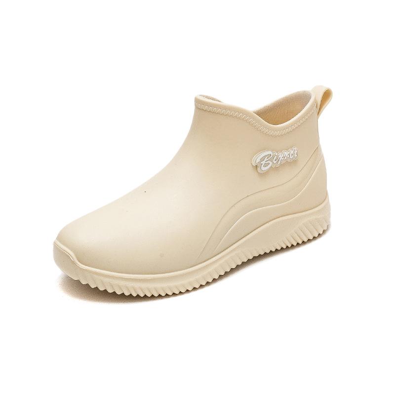 Men's and women's water shoes short tube thickened non-slip rubber shoes fashion shoes Martin snow kitchen waterproof boots couple rain shoes