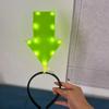 Met LED Pijl Licht Hoofdband Lichtgevende Pijl Vorm LED Hoofdband Uniek Ontwerp Op Batterijen Werking Concert Haaraccessoire