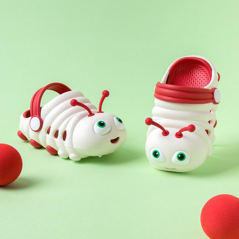 Summer children slippers new boy slippers soft sole anti slip girl shoe cute cartoon boy shoe hollowed out girl caterpillar shoe