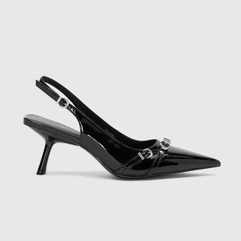 2024 Ladies Summer New Fashion Metal Buckle Designer Sexy Pointed Sandals Outdoor Casual Party Wear Women High Heels Zapatos