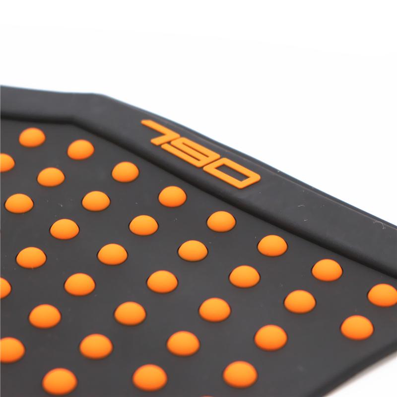 DUKE790 Autocolant lateral pentru rezervor anti-alunecare. Decal pentru KTM DUKE 790.