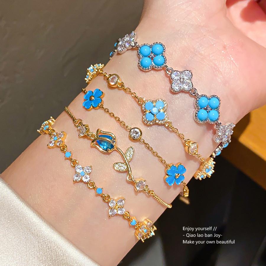Stainless Steel Flower Hand Chain With Zircon Stones For Fashionable Women Summer Wear