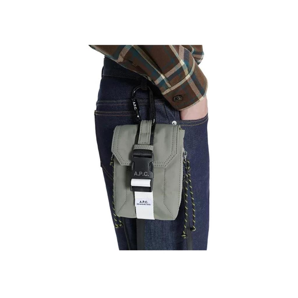A.P.C. Tracolla Regolabile Dettaglio Corda da Arrampicata Chiusura a Patta Borsa da Collo Borsa a Tracolla da Uomo Kaki PAAFHH61733