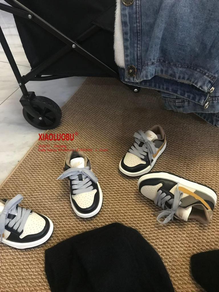 2025 Winter Plüschgefütterte Sneaker für Jungen und Mädchen – Warm, Modisch, Bequem, Doppelte Baumwollschuhe für ältere Kinder