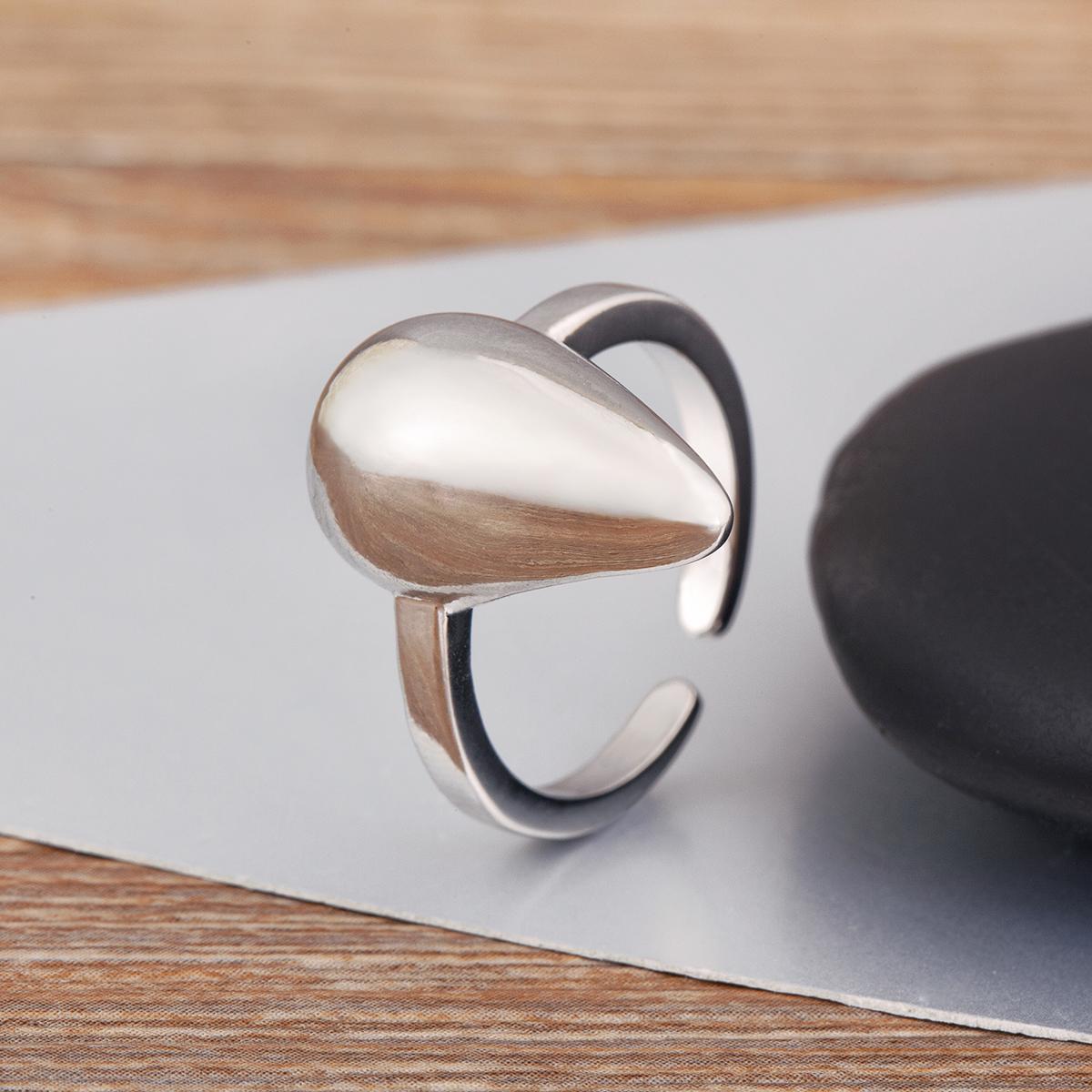 

Nidin New Fashion Waterdrop Shape Sparkling Zircon Charm Open Rings Adjustable For Women Men Punk Rock Style Finger Jewelry Gift resizable