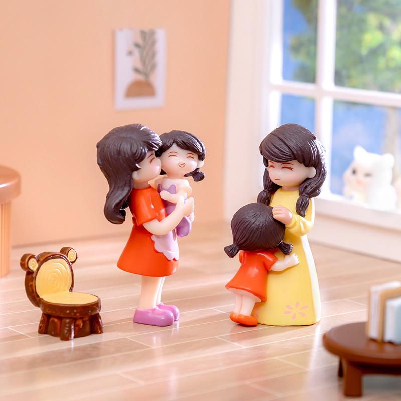 1Pc Miniatures Figurines Mother'S Day Mother And Daughter Figure Doll Micro Landscape Diy Home Desktop Decoration Ornaments