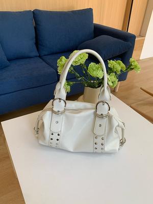 Korean Rivet Handbags for Women High-Quality Large Capacity Commuter Messenger Bag Solid Color PU Zipper Shoulder Pack
