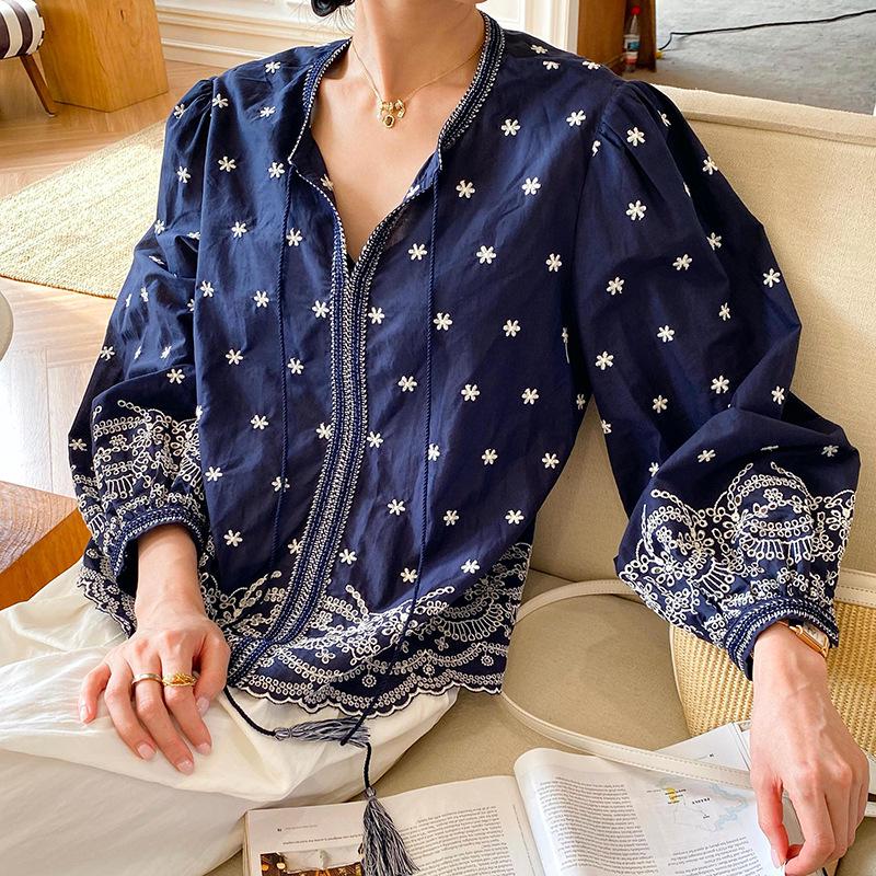 

2025 Nanyou Autumn Women s Embroidered Long-Sleeve French Literary Top Medium темно-синий