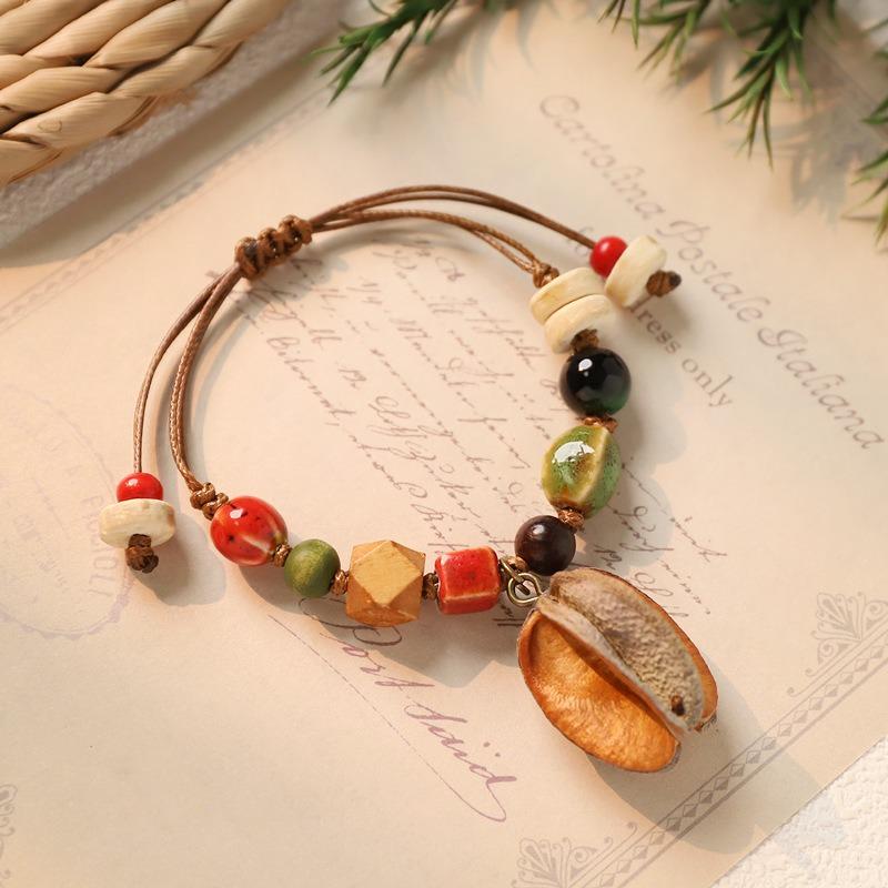 Retro Natural Plant Fruit Bracelet Hand Woven Acorn Hand Rope Women's Niche Literary Bracelet