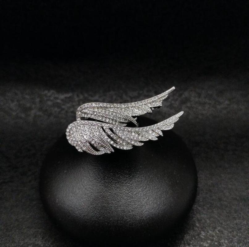 Fashionable Exquisite Feather Brooch Retro Personalized Pin Gorgeous Jewelry Accessories Party Festival Gift Souvenir