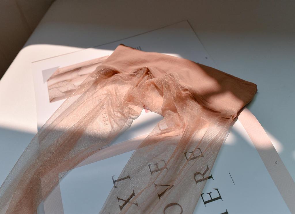 Seamless Pearlescent Stockings: Silky, Shimmering, Transparent Summer Tights for Women
