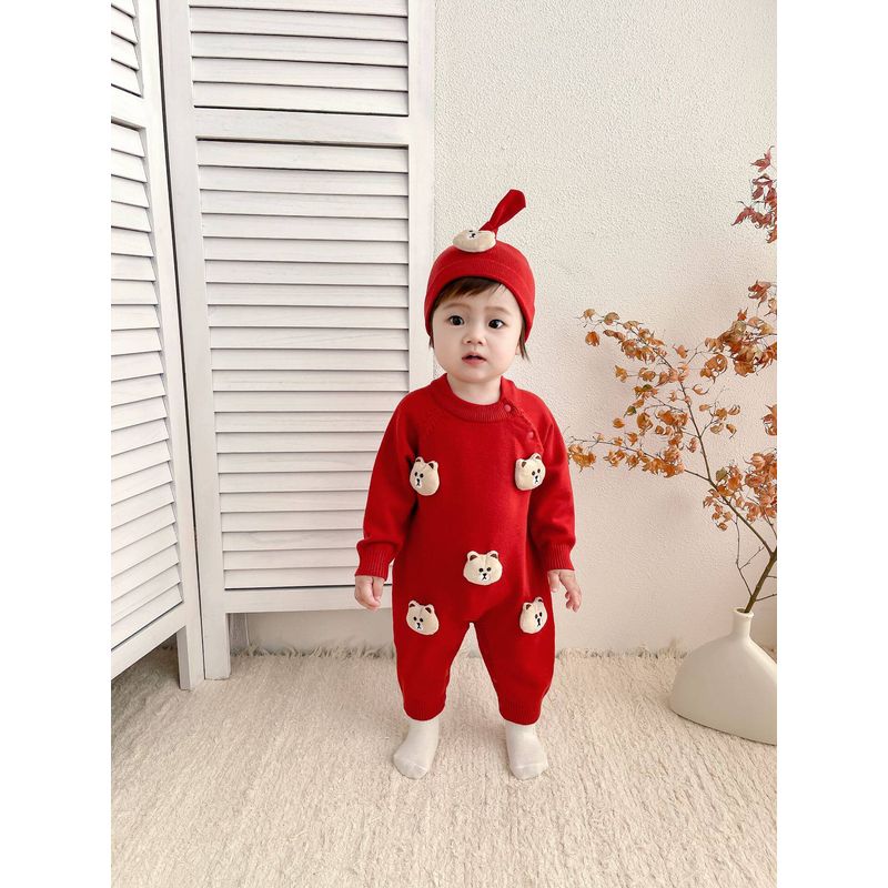 

Cute Bear-Themed Set for 0-36 Months Early Autumn Newborns, Including Baby Hat, Unisex Romper, and Sweater Red 66