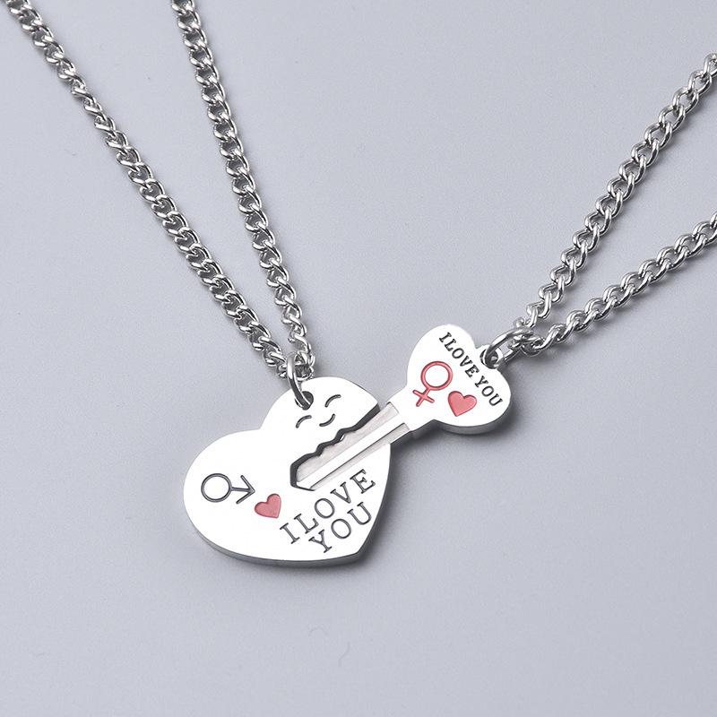 Qianji Love Key Engraved Couple Necklace Set: Creative Fashion Accessory for Partners and Students