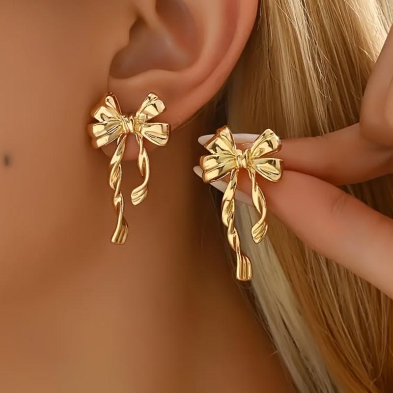 Golden Bowknot Stud Earrings for Women Elegant & Chic Design Personality Earrings Jewelry Gifts