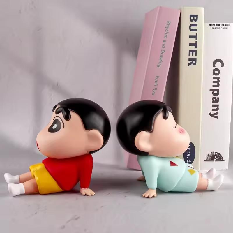 Crayon Shin-chan Postać z Anime Uchwyt na Telefon Komórkowy Kawaii Dekoracja na Biurko Uchwyt na Telefon Komórkowy Mini Dekoracja Zabawka Prezent