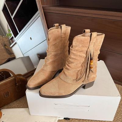 Botines Vintage de Mujer con Pliegues Apilados Moda Otoño 2025 Nuevas Botas de Caña Media con Borlas y Cuentas