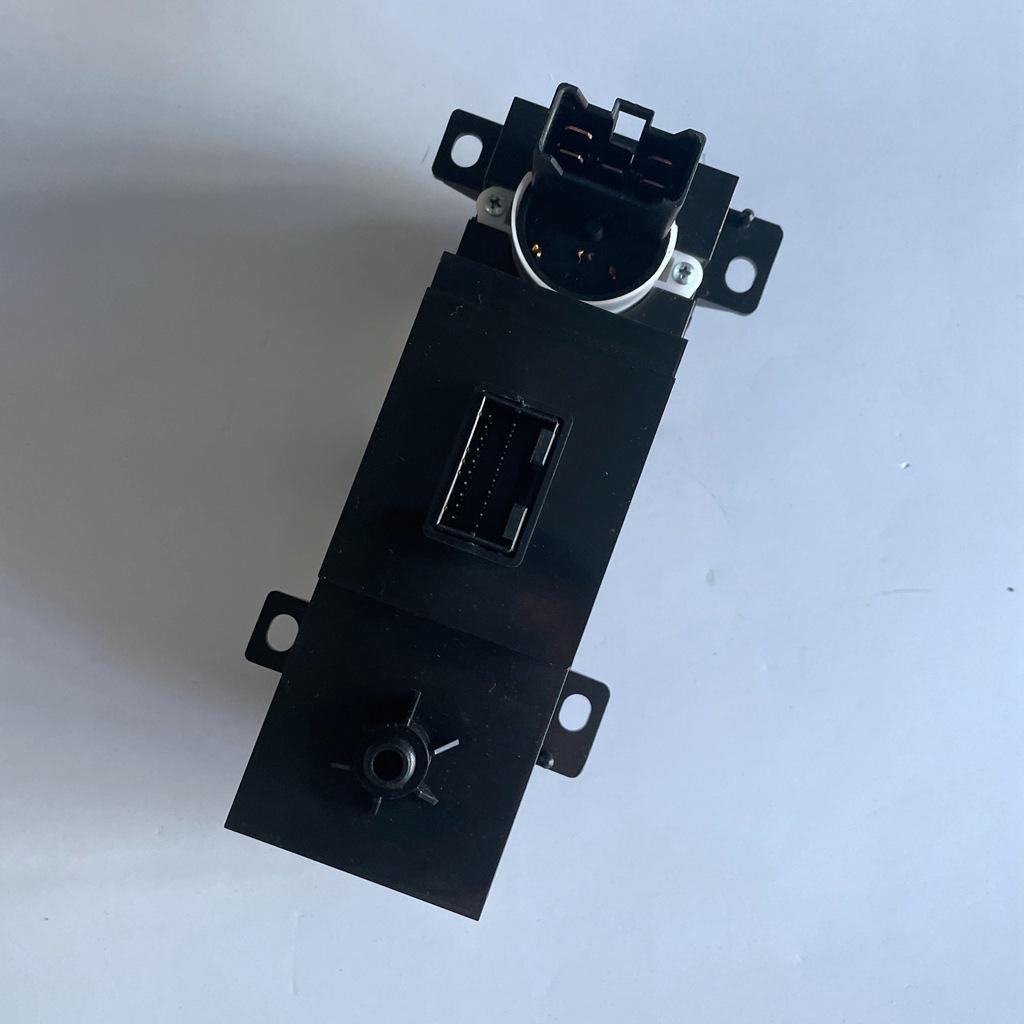 Beiben Truck NG80A Air Conditioning Control Panel Heater Switch 5148300085