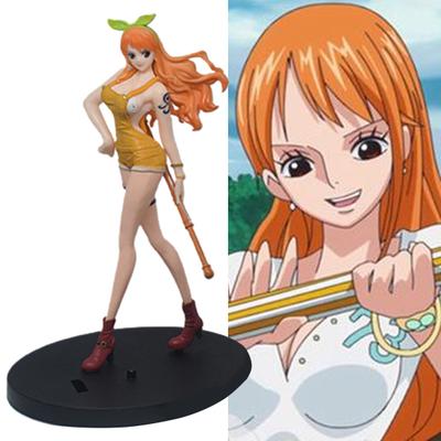 Anime Figur realistische Form schöne Miniatur Figur One Piece Nami Action Figur Auto Dekor