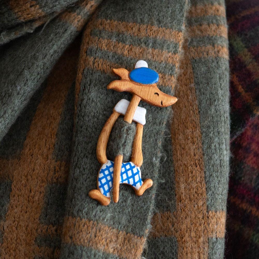 Cartoon Wooden Brooch Unisex Design Scarf Buckle New Animal Sweater Pin  Clothing Accessorres