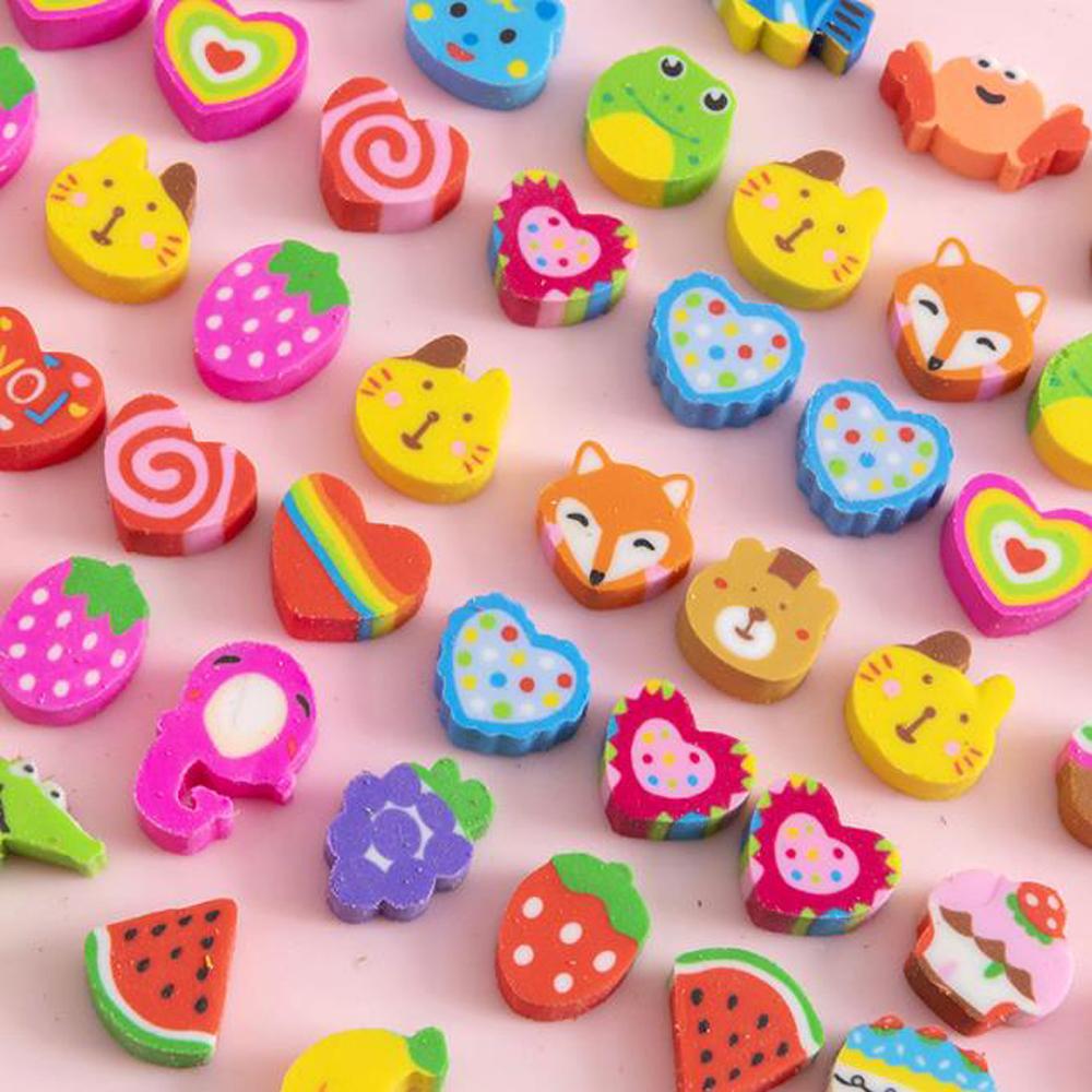 2PCS Random Style Cartoon Mini Eraser, Wipe Clean Paper Without Damage, Cartoon Three-dimensional Vivid Image