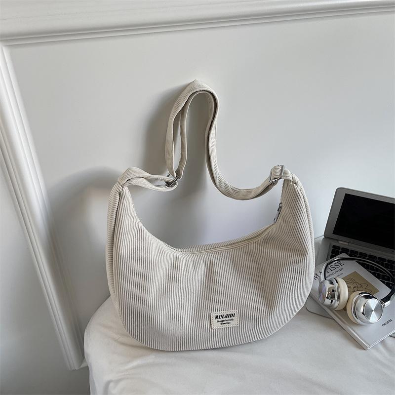 

Korean version niche underarm bag women 2025 new fashion retro dumpling bag simple high value single shoulder messenger bag