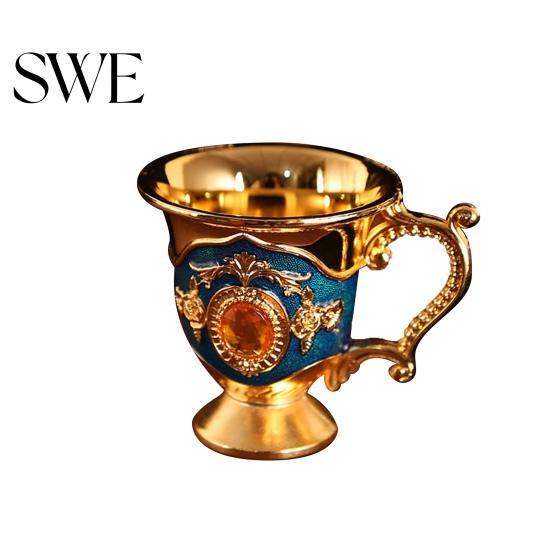 Visual Effect Beautiful Retro Teacup Style Zinc Alloy Mini Cup Exquisite Rhinestone Decor for Home Liquor