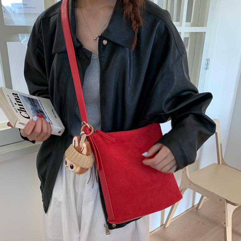 Herbst Retro Premium Feeling Achseltasche Damen 2025 neu matte Bucket Bag große Kapazität Schulter Pendlertasche Damen