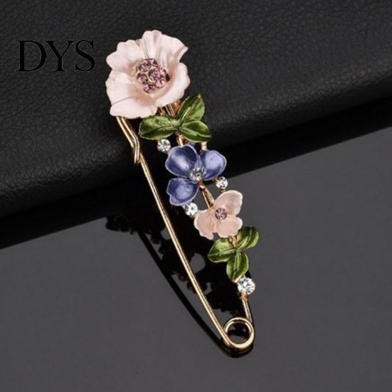 Cardigan Brooch Pin 3D Flower Decor Scarf with Rhinestone Stable Lock Inlay Thick Anti-exposure Suits Coats Sweaters Shawl Buckle