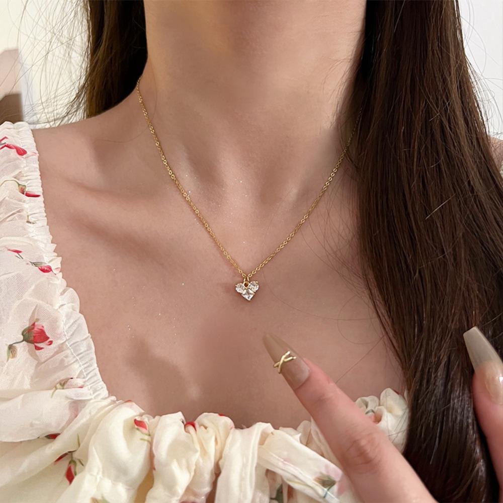 Shijia Pearl Necklace Women's Niche Light Luxury Design High-end Temperament Collarbone Chain Neck Chain Sweater Chain Bead Chain